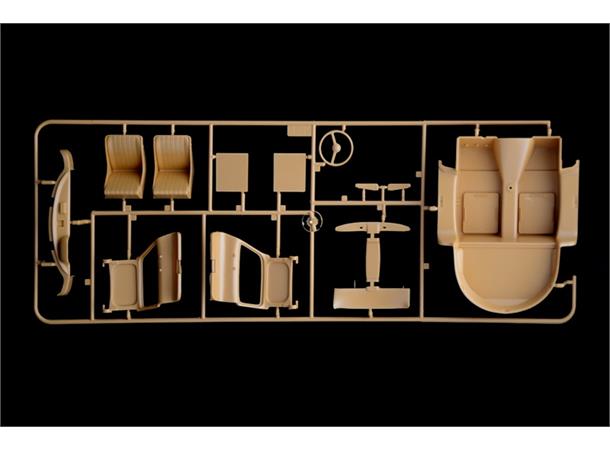 Italeri 1:16  Mercedes Benz 300 SL Gull