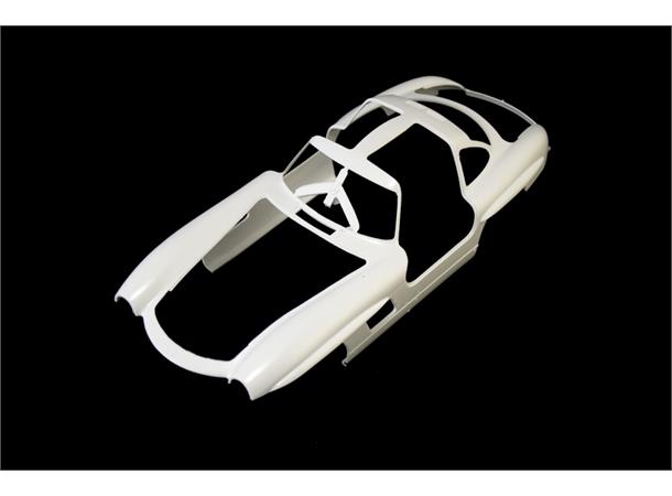 Italeri 1:16  Mercedes Benz 300 SL Gull