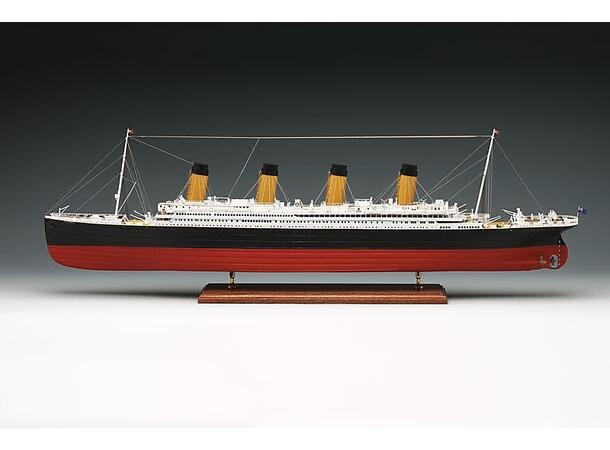 Titanic 1:250 Amati