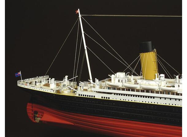 Titanic 1:250 Amati