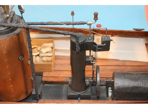 Billing Boats African Queen 1:12