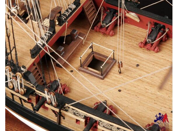 H.M.S. Fly 1:64 Amati byggesett i tre