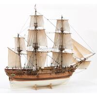 Bounty 1:50 tre skrog Billing Boats byggesett i tre