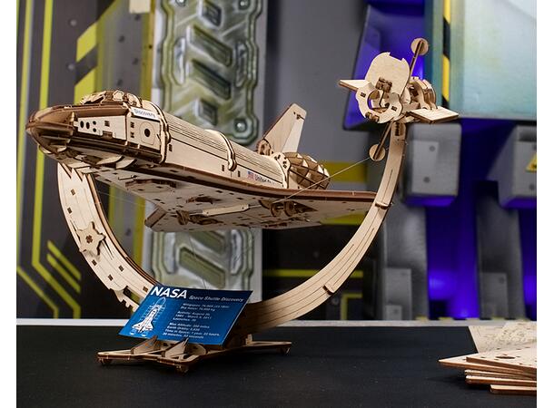 Ugears NASA Space Shuttle Discovery