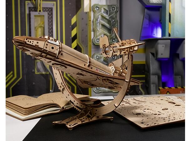 Ugears NASA Space Shuttle Discovery