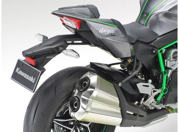Tamiya Kawasaki Ninja H2 Carbon 1/12