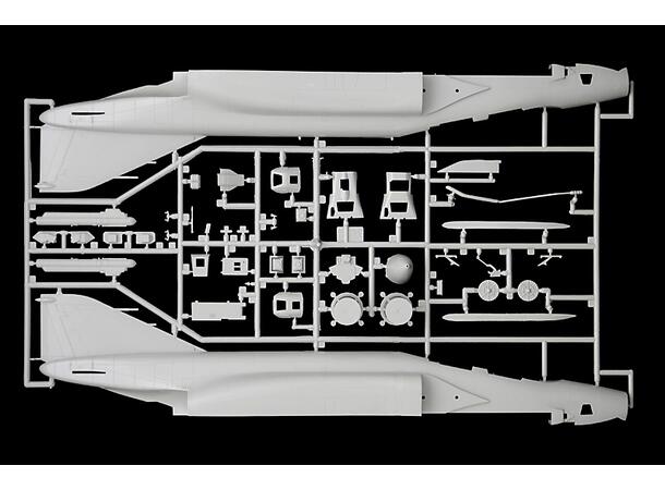 Italeri  F-4E/F Phantom II 1:48