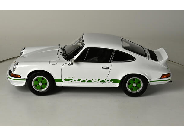 IXO Porsche 911 RS 2.7   1:8 Hvit m/grønne striper