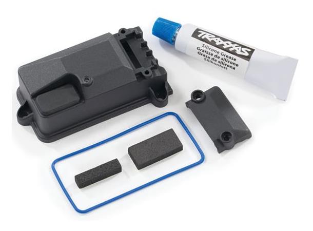 Receiver Box Cover for Box #8224 with BEC TRX-4/6