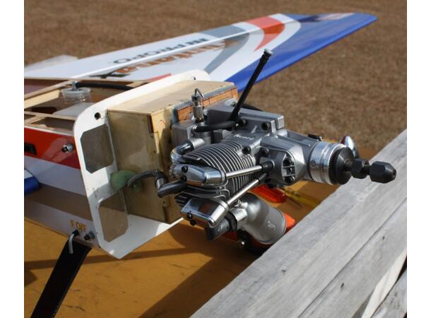 Saito FG-21  21cc  4-takt bensin