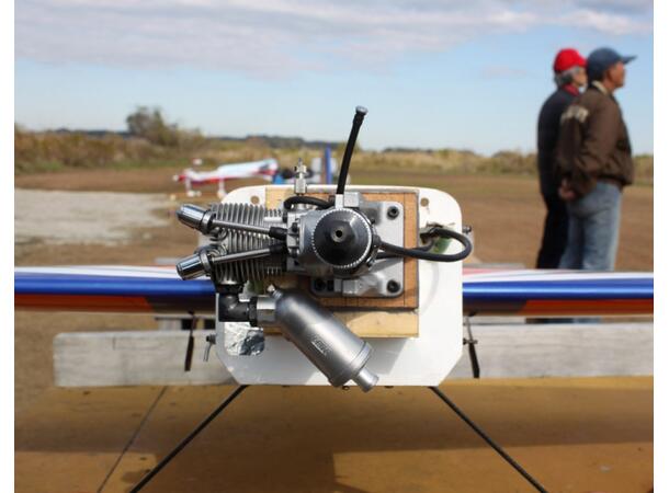 Saito FG-21  21cc  4-takt bensin