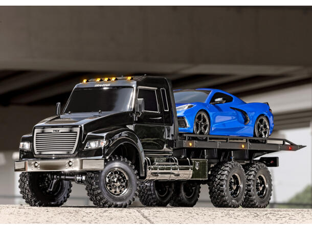 Traxxas TRX-6 Ultimate Hauler 6x6 Sort RTR Krever batteri og lader