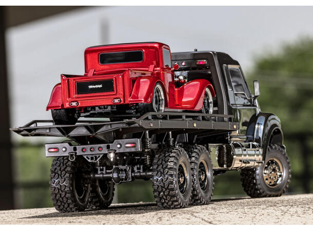 Traxxas TRX-6 Ultimate Hauler 6x6 Sort RTR Krever batteri og lader