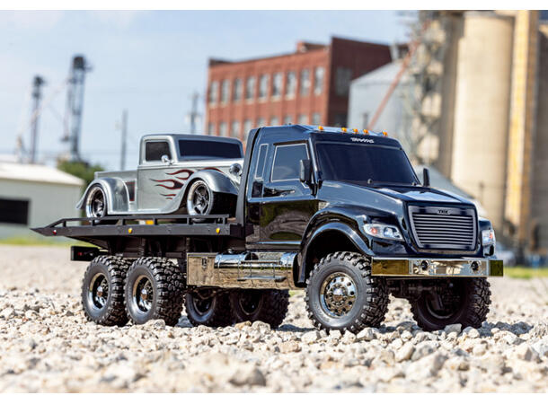 Traxxas TRX-6 Ultimate Hauler 6x6 Sort RTR Krever batteri og lader
