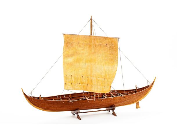 Roar Ege Viking skip 1:24  tre skrog Billing Boats