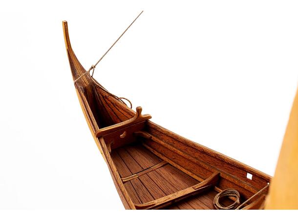 Roar Ege Viking skip 1:24  tre skrog Billing Boats